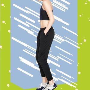 Outdoor Voices joggers